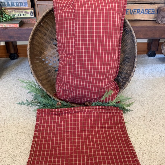 Handmade Quilted Lumbar Pillow Covers-Set of 2 - Picture 2 of 6